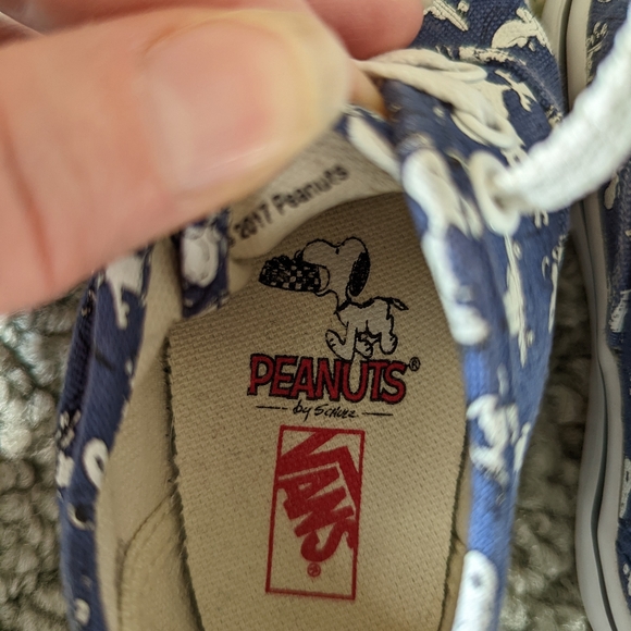 Vans authentic peanuts snoopy skate shoes size toddler 4 - Picture 4 of 6